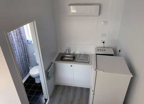 Baths Motel - Broome Tourism 5
