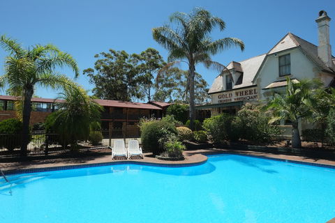 Maclin Lodge Motel - Broome Tourism 3