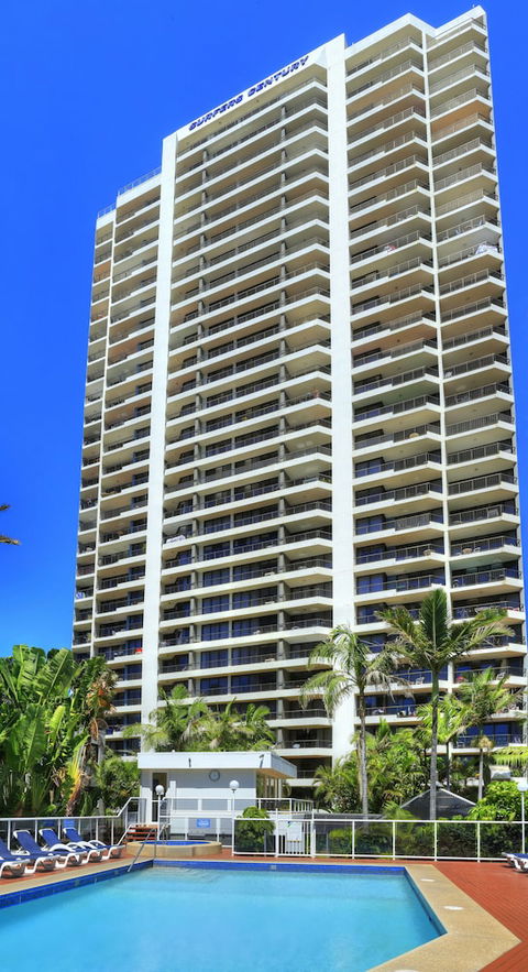 Surfers Century Oceanside Apartments - Broome Tourism 0