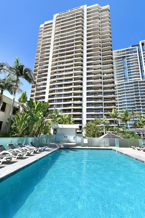 Surfers Century Oceanside Apartments - Broome Tourism 1