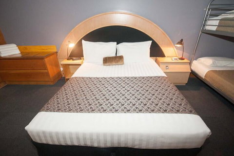 The Capital Airport Motel - Broome Tourism 6