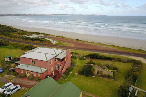 Cape Bridgewater Sea View Lodge - Broome Tourism 2
