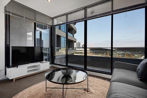 Melbourne Holiday Apartments Flinders Wharf - Broome Tourism 2