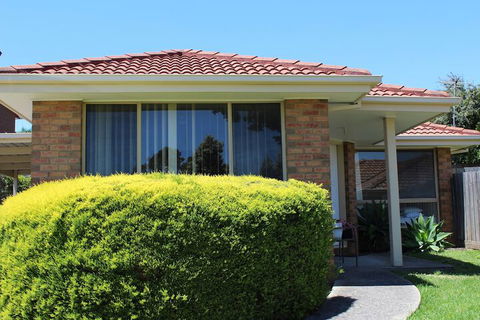 Australian Home Away At Doncaster Andersons Creek 2 - Broome Tourism 1