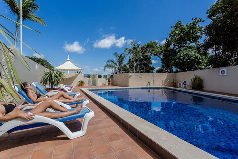 Waterways Luxury Apartments - Broome Tourism 4