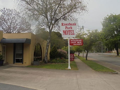 Riverbank Park Motel - Broome Tourism 2