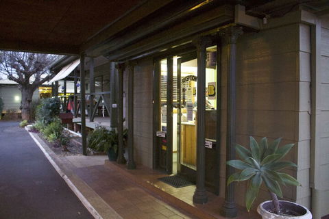 Lake Forbes Motel - Broome Tourism 1