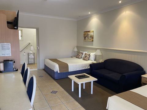 Dalby Mid Town Motor Inn - Broome Tourism 6