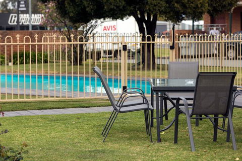 Advance Motel - Broome Tourism 3