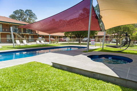 Advance Motel - Broome Tourism 2