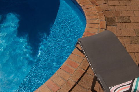 Tuncurry Motor Lodge - Broome Tourism 2