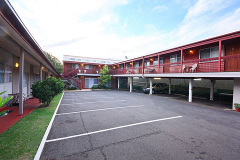 Downs Motel - Broome Tourism 1