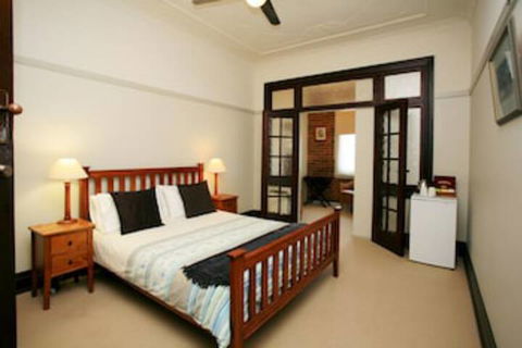 The Bank Guesthouse - Broome Tourism 0