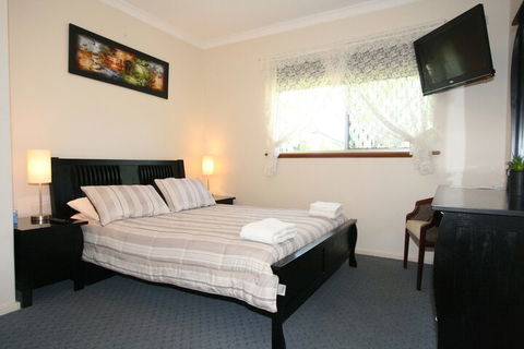 Safety Bay Guest House - Broome Tourism 2