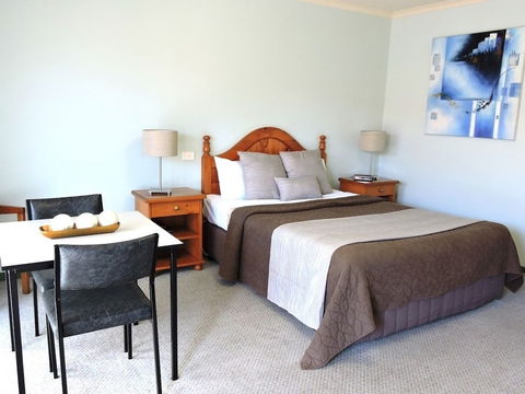 Melaleuca Motel - Broome Tourism 1