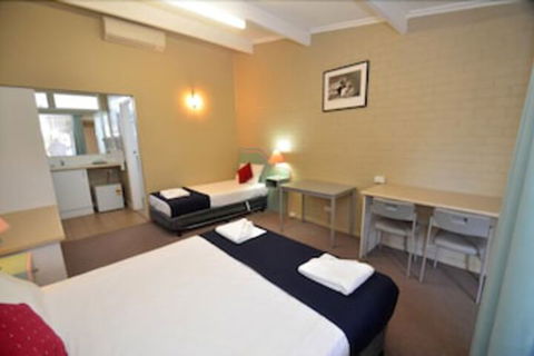 Parkview Motor Inn Parkes - Broome Tourism 6