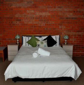 Merrijig Motor Inn Resort - Broome Tourism 2