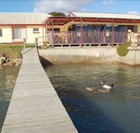 Meningie's Waterfront Motel - Broome Tourism