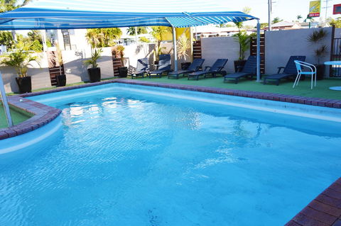 Rover Holiday Units - Broome Tourism 5
