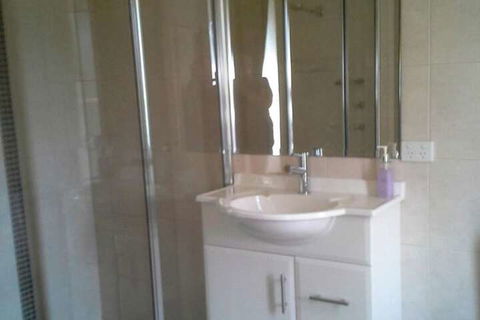 Gloucester On Avon Bed & Breakfast - Broome Tourism 6