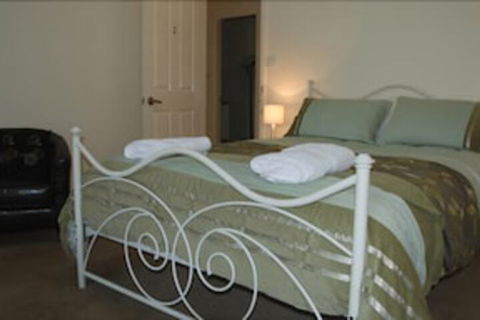 Gloucester On Avon Bed & Breakfast - Broome Tourism 7