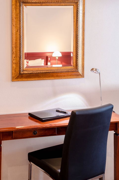 Central Studio Accommodation - Broome Tourism 4