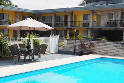 Forster Motor Inn - Broome Tourism 2