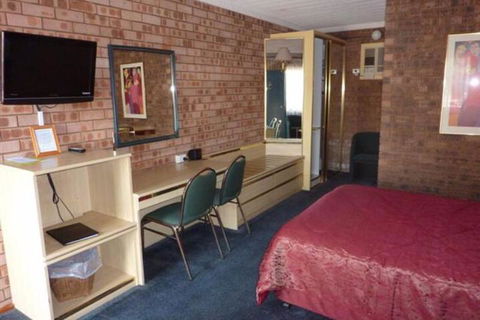 Countryman Motor Inn - Broome Tourism 2