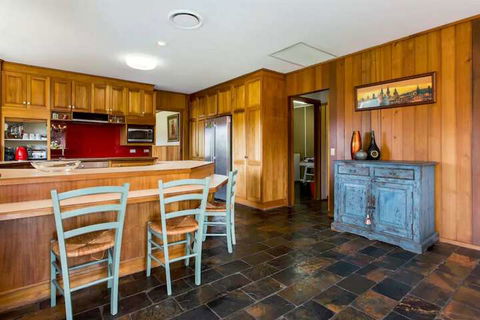 Adriennes Country Retreat - Broome Tourism 3