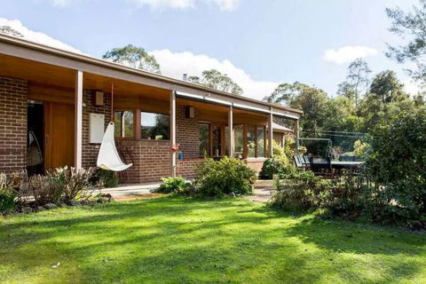 Adriennes Country Retreat - Broome Tourism 1