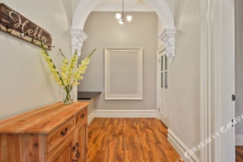 The Accommodation Group Nineteen20 Invermay - Broome Tourism 5