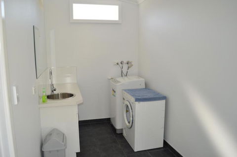 Wattle Grove Villa - Broome Tourism 2