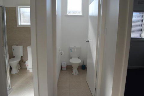 Wattle Grove Villa - Broome Tourism 5