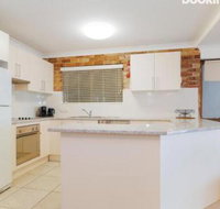 2 Yachtsman Rest 37 Victoria Parade Foxtel aircon waterviews - Broome Tourism