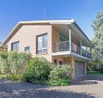 2 Plattens 15 Kurrawa Close great duplex so close to the water - Broome Tourism
