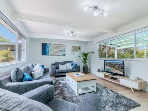 DRIFTAWAY ACROSS FROM SURF BEACH - Broome Tourism 1