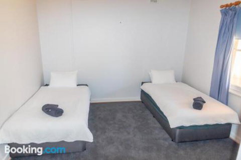 Rosebank Cottage Tailem Bend - Broome Tourism 6