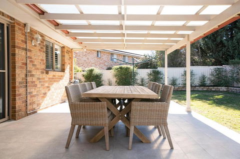 Roselawn Entertainer Large & Luxurious Sleeps 12 - Broome Tourism 4