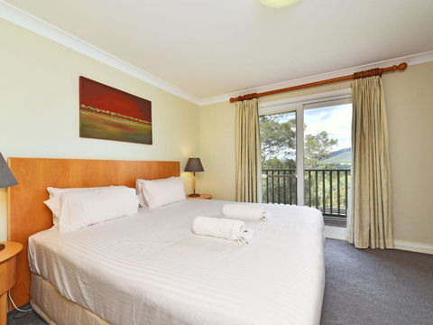 Villa Executive 2br Moscato Resort Condo Located Within Cypress Lakes Resort (nothing Is More Central) - Broome Tourism 4