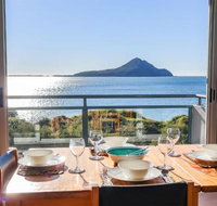 12 Ocean Shores 27 Weatherly Cl Waterfront Unit with Sensational Water Views WIFI  Air Conditioning - Broome Tourism