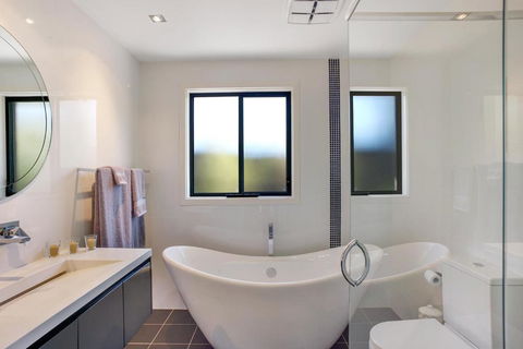 Arana Wentworth Falls - Broome Tourism 6
