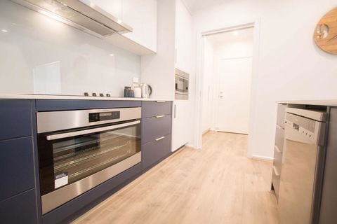 Contemporary â€˜Espritâ€™ With River Reserve Access - Broome Tourism 6