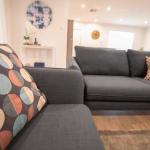 Contemporary â€˜Espritâ€™ With River Reserve Access - Broome Tourism 0