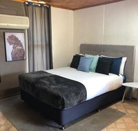 Granite Belt Cabins - Broome Tourism