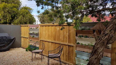 Red Ochre â€“ Large 1BR With Private Courtyard - Broome Tourism 6