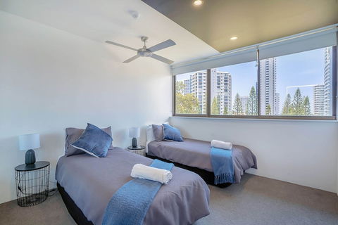 Grand Bright Modern Home - Broome Tourism 3