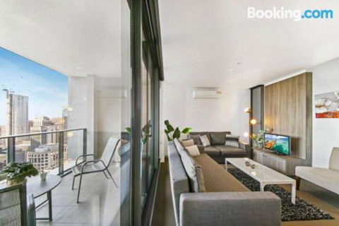 An Exquisite 2BR Apt With Stunning City Views - Broome Tourism 2