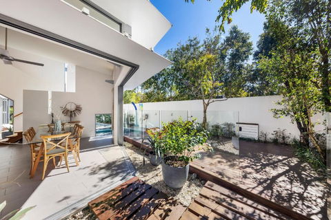 Ultimate Light & Space Noosa Heads - Broome Tourism 4