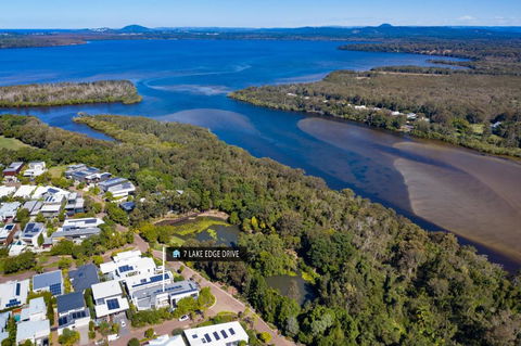 Ultimate Light & Space Noosa Heads - Broome Tourism 3