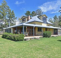 Soldiers Cottage picturebook vineyard home - Broome Tourism
